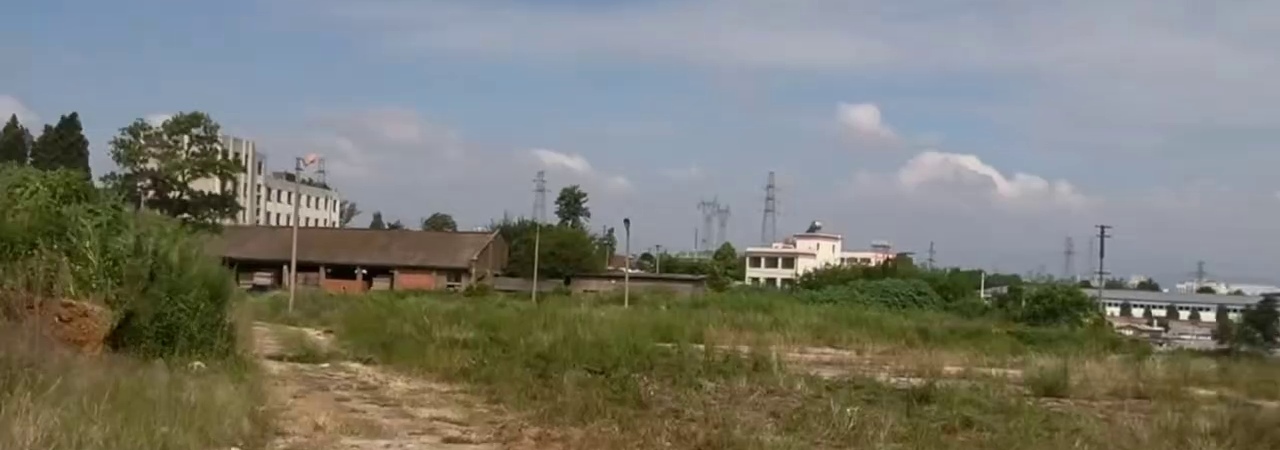 杨林工业园区十四冶安装公司院内平坦开阔场地/厂房出租及商务合作（临长嵩大道）